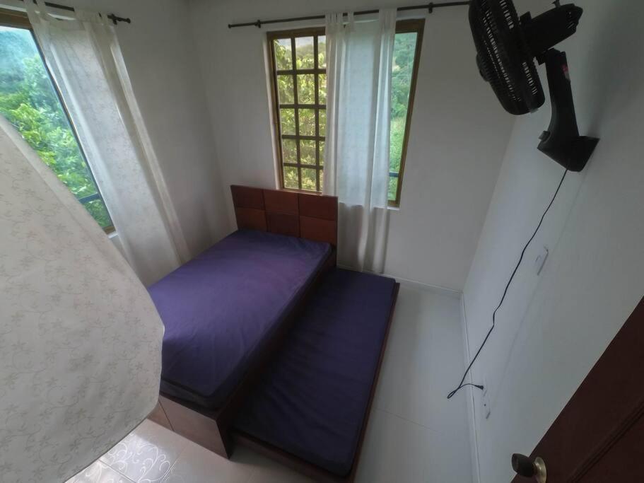 Casa Familiar Y De Descanso Villa Lorenza - Apulo Cund. Ngoại thất bức ảnh